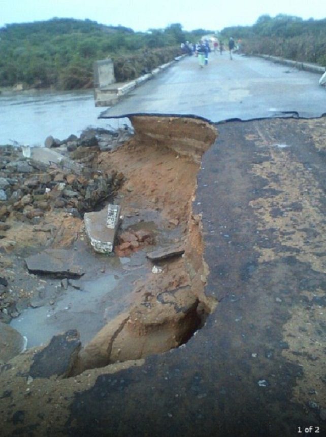 Klikni za povećanje Zimbabve: U poplavama od decembra poginulo 246 osoba