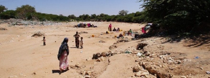 Stotine je umirlo od gladi kada je teška suša pogodila Somaliju