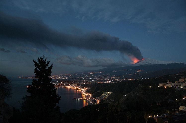 Erupcija vulkana Etna prigušila sunce na jugu Italije