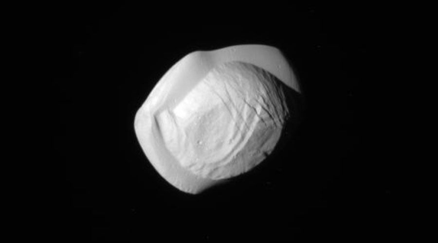Saturnov mjesec Pan izgleda kao golemi raviol