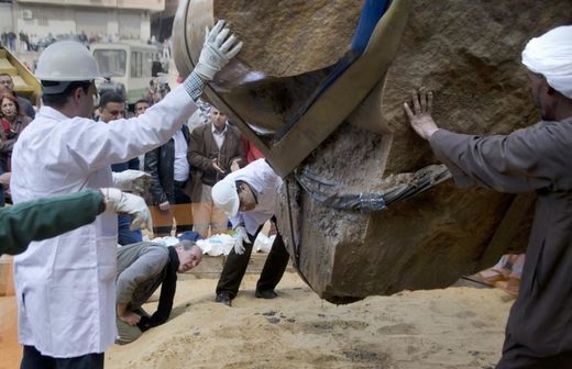 Kairo: Masivni kip koji je pronađen mogao bi predstavljati faraona Psamteka Prvog