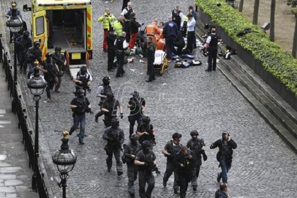 Dan poslije napada: U Londonu potraga za teroristima