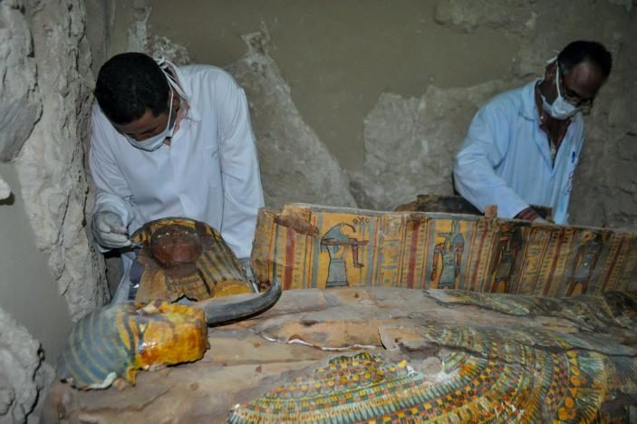 U grobnici u Egiptu pronađeno 1.000 statua i 10 sarkofaga