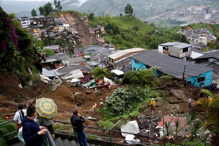 U jednoj noći pala mjesečna količina kiše: Najmanje 11 osoba poginulo u klizištima u Kolumbiji
