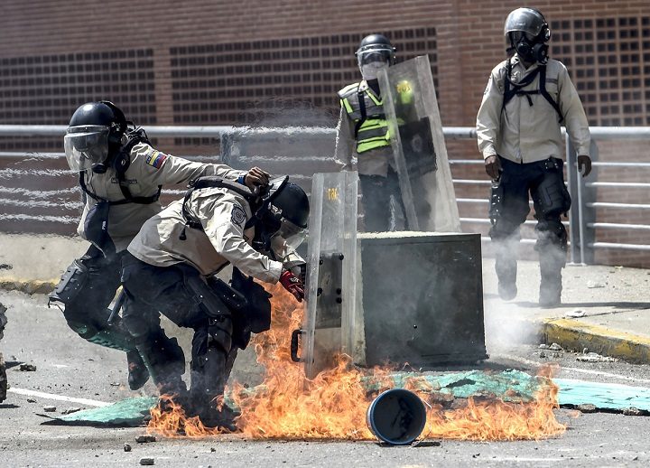 Medijsko praćenje pokušaja državnog udara u Venezueli
