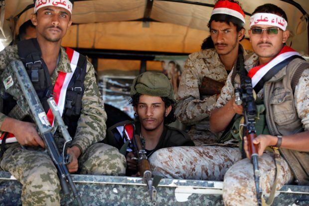 Klikni za povećanje Houthi fighters in Yemen