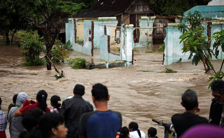 Indonezija: Poplave na ostrvu Java odnijele 13 života