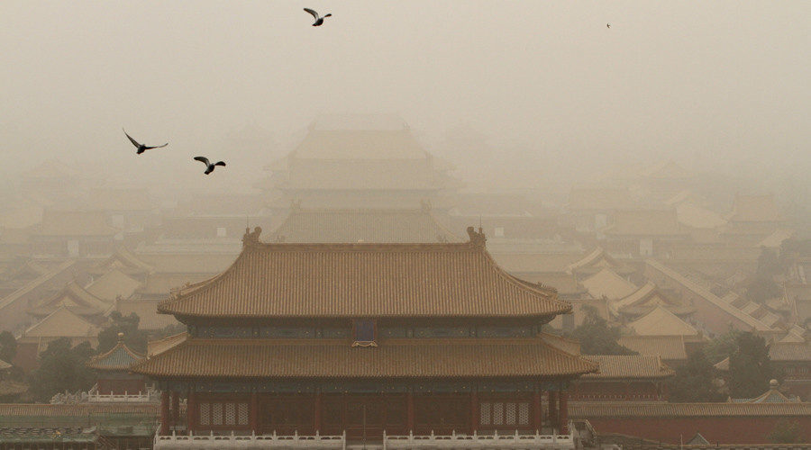 Pješčana oluja ostavlja Peking sa žutim nebom i velikim zagađenjem