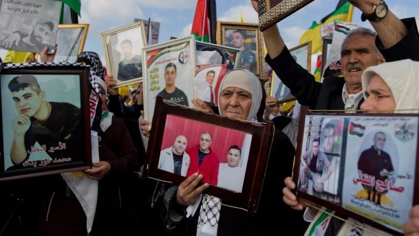 Grupa izraelskih ljekara pozvala kolege da odbiju prisilno hraniti palestinske zatvorenike koji učestvuju u masovnom štrajku glađu