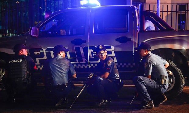 Deseci mrtvih nakon što je napadač zapalio stolove u kazinu i pucao na goste u kasinu u Manili