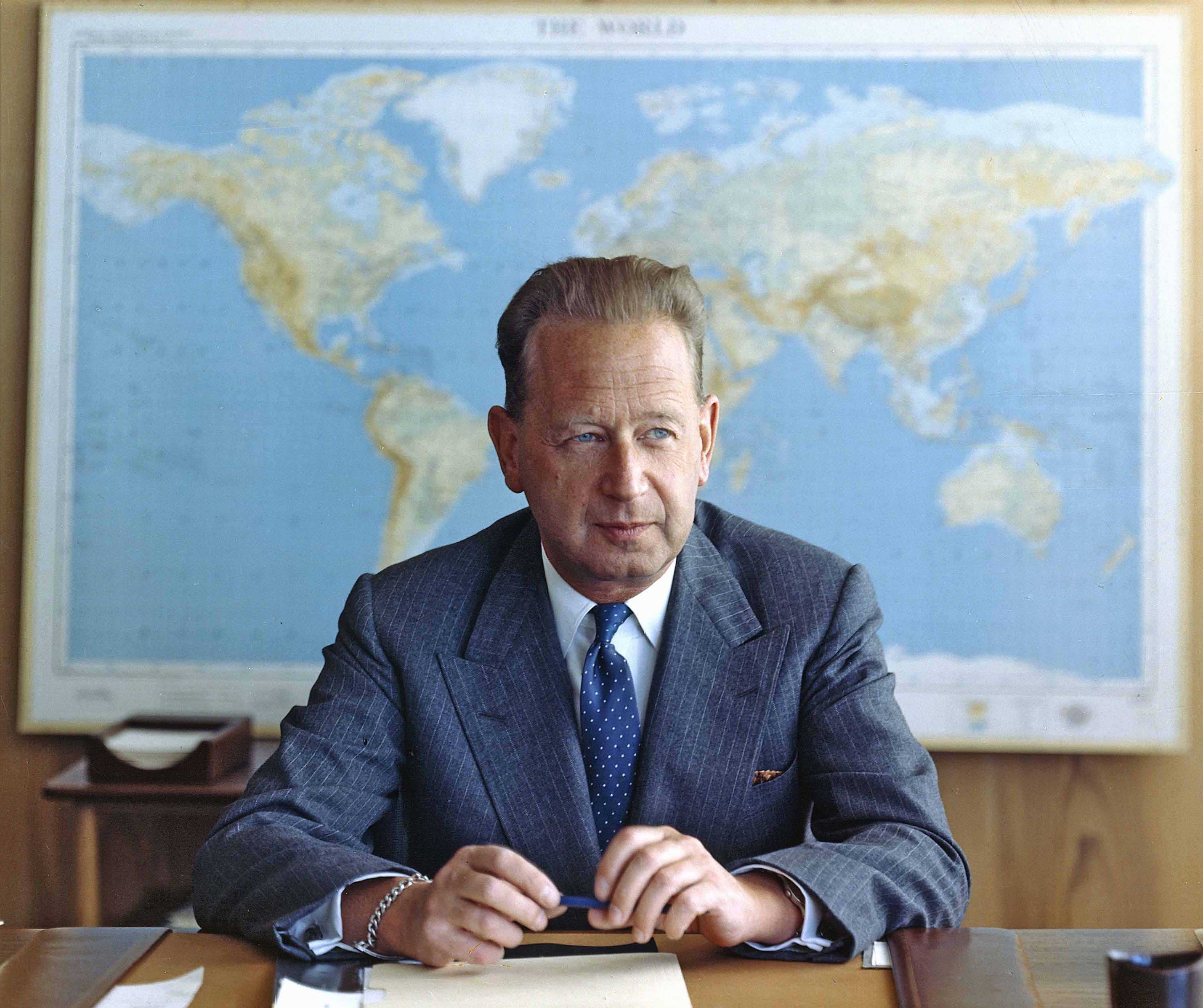 Klikni za povećanje Dag Hammarskjöld