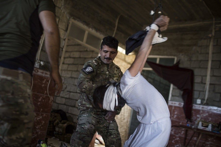 Snimljena mučenja zatvorenika od strane iračkih snaga