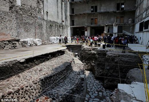 Drevni asteški hram i igralište otkriveni u Meksiko Sitiju