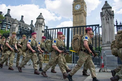 Britanska premijerka koristi ISIL za uvođenje trajnog ratnog stanja