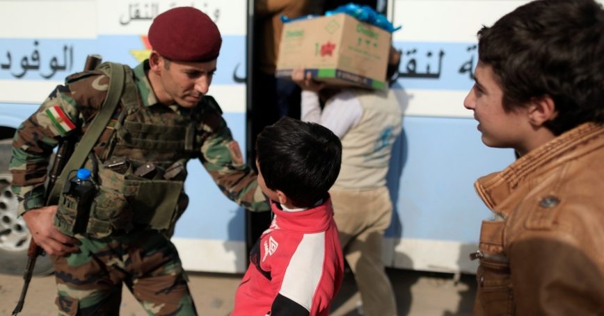 Sirijska armija spašava civile iz Rake, otvorena 4 humanitarna koridora