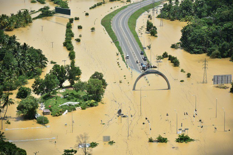 Tajland: Obilne padavine izazvale poplave, stradale najmanje 23 osobe, materijalna šteta 300 miliona $