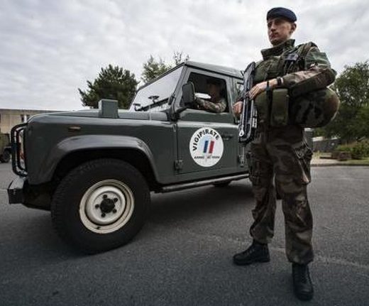 Francuski vojnik iz antiterorističke jedinice izvršio samoubistvo