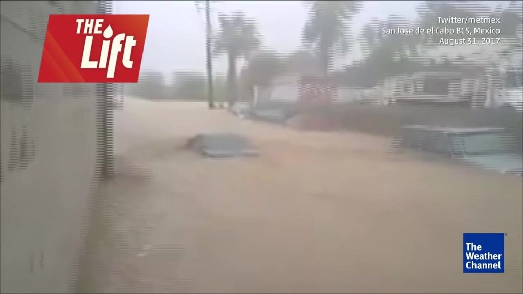 U meksičkom ljetovalištu 4 osobe stradala u oluji Lidija
