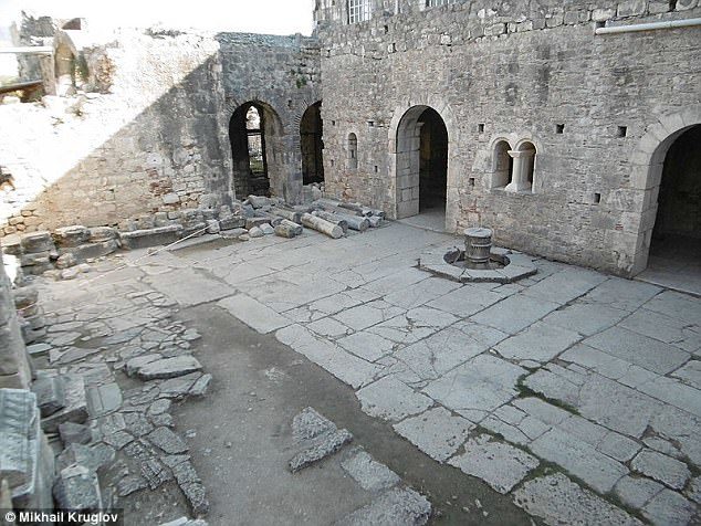 Da li je ispod drevne crkve u Turskoj pronađen grob Svetog Nikole?