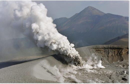 Japanski vulkan Šinmedake eruptirao prvi put u posljednjih 6 godina