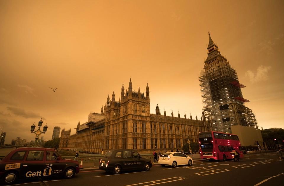 Crveno sunce u Velikoj Britaniji zbog uragana Ophelia