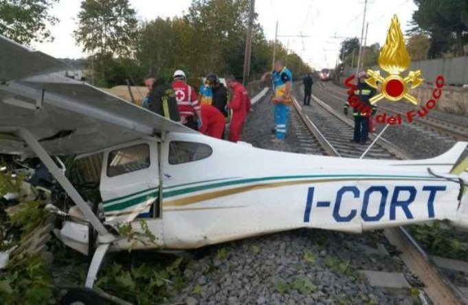 Rim: 2 osobe povrijeđene kada se srušio mali avion