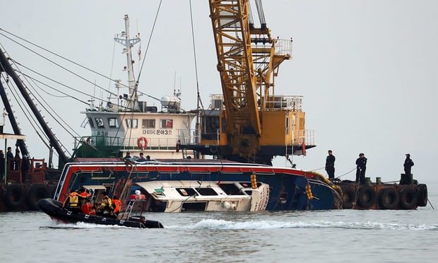 Kod Južne Koreje sudar tankera i ribarskog broda, poginulo 13 osoba, dvije nestale