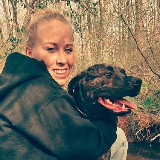 Djevojku do smrti izgrizli njeni psi u Virginiji. SAD