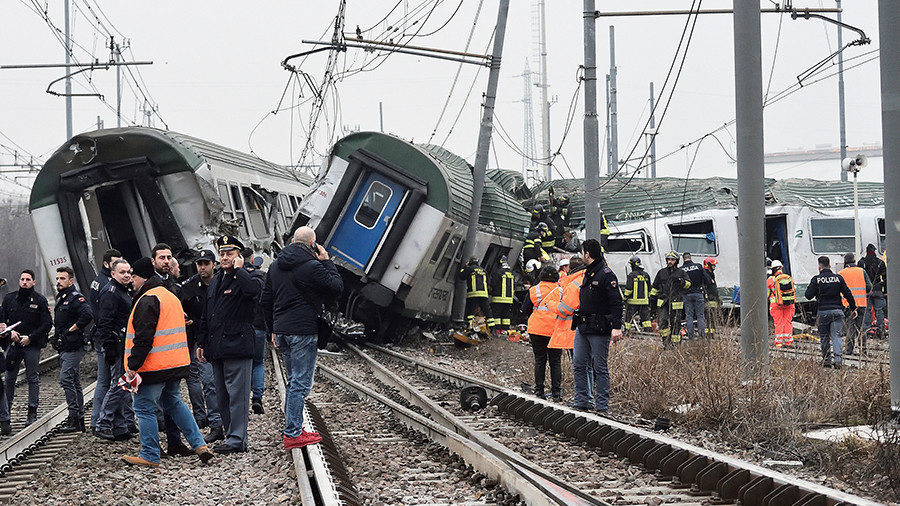 3 osobe poginule, desetine povrijeđeno kada je vlak izletio sa šina u blizini Milana