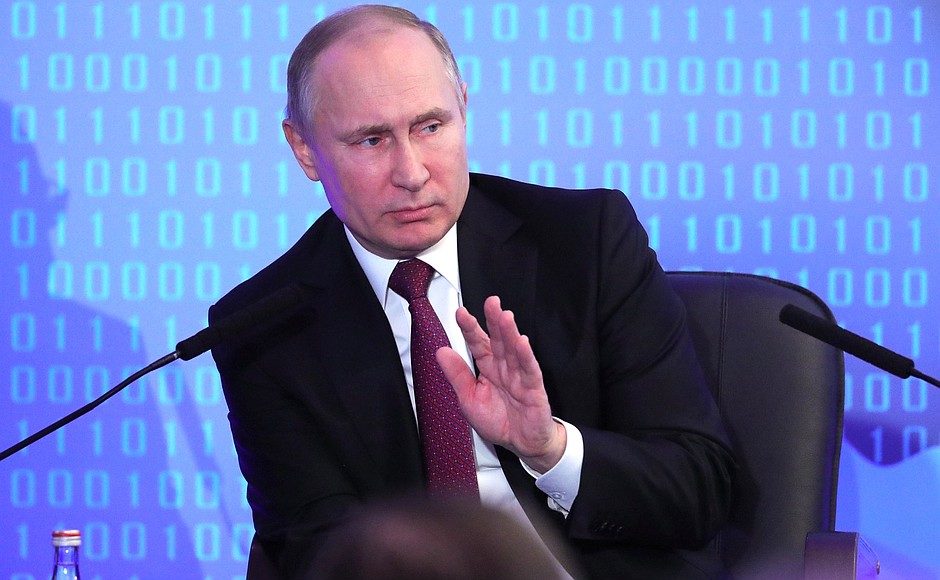 Putin za američki NBC: Nismo mi započeli utrku u naoružanju - započeo ju je Bush 2002. godine i od onda traje