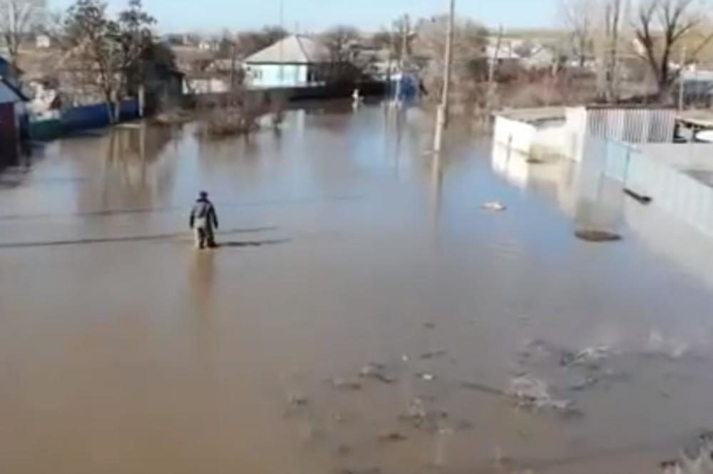 Poplave u Rusiji izbacile stanovnike iz njihovih domova