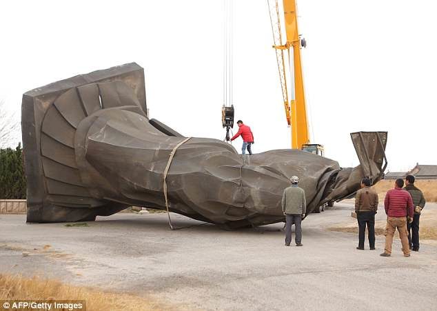 Jaki vjetrovi oborili statuu prvog kineskog imperatora tešku 6 tona