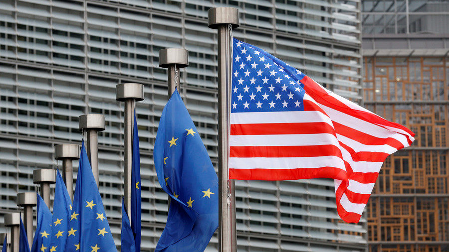 eu and us flag