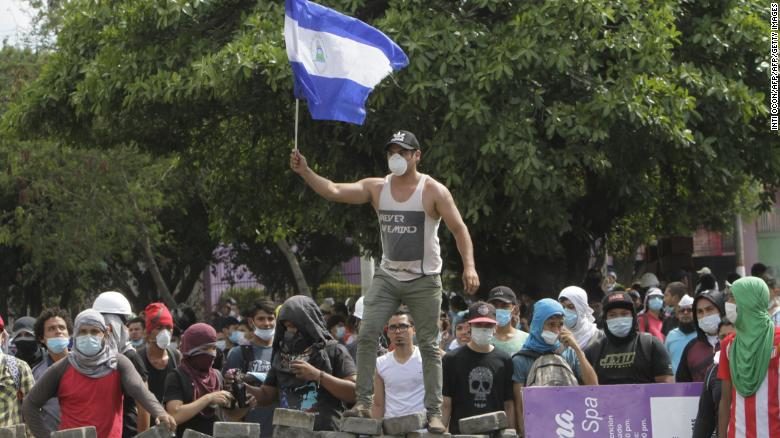 Sukobi u Nikaragvi odnijeli 220 života – “Mirni prosvjednici” žele slobodu i demokraciju