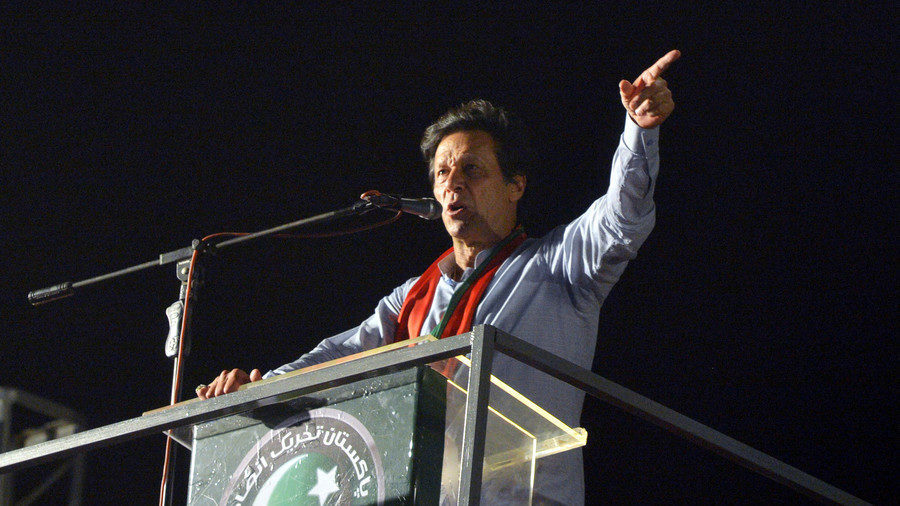 Imran Khan, Pakistan