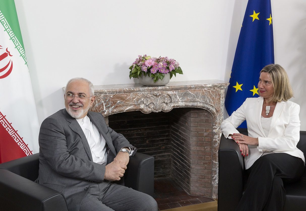 Šefica Europske unije za vanjsku politiku Federica Mogherini i iranski ministar vanjskih poslova Javad Zarif u Bruxellesu, 15. svibnja 2018.