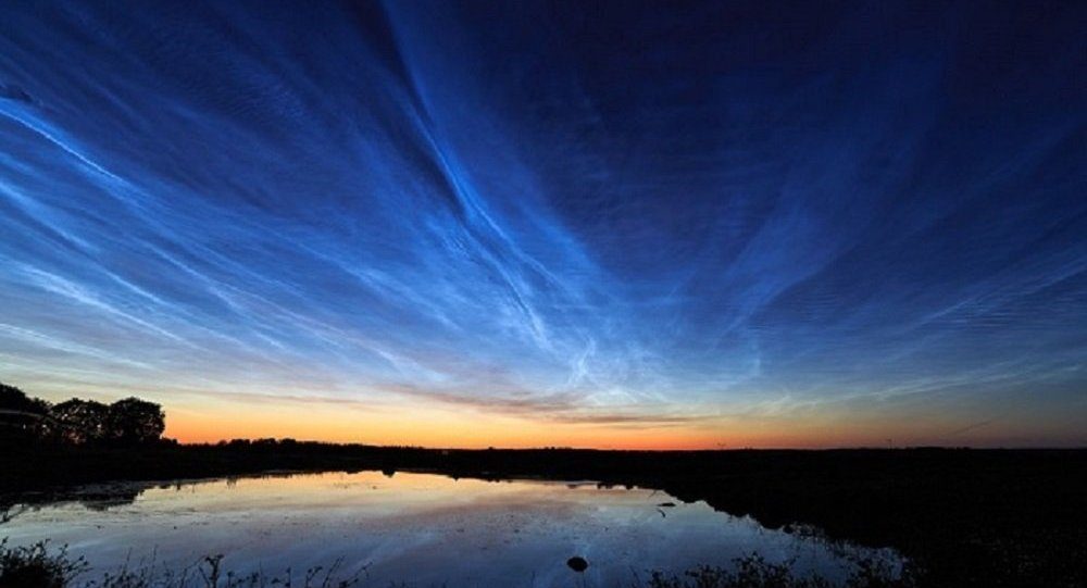 Mezosferični oblaci iznad nad Uppsala, Švedska