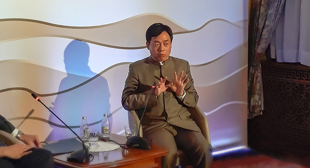 Profesor Vang Jivei