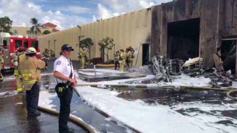 Florida: Mali zrakoplov srušio se na zgradu centra za djecu s autizmom, 2 osobe poginule