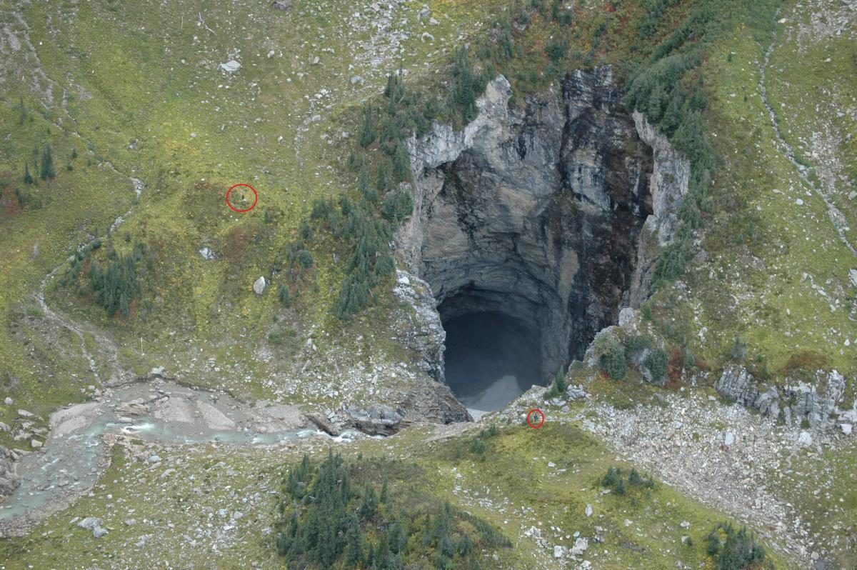 Ogromna neistražena špilja otkrivena u British Columbia, Kanada