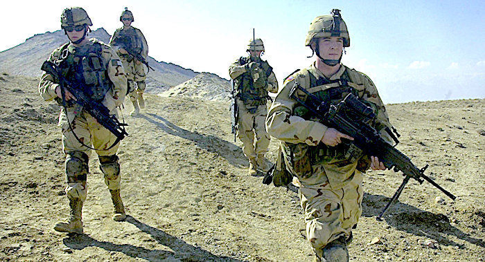 Američki vojnici na ophodnji u blizini Bagrama, Afganistan