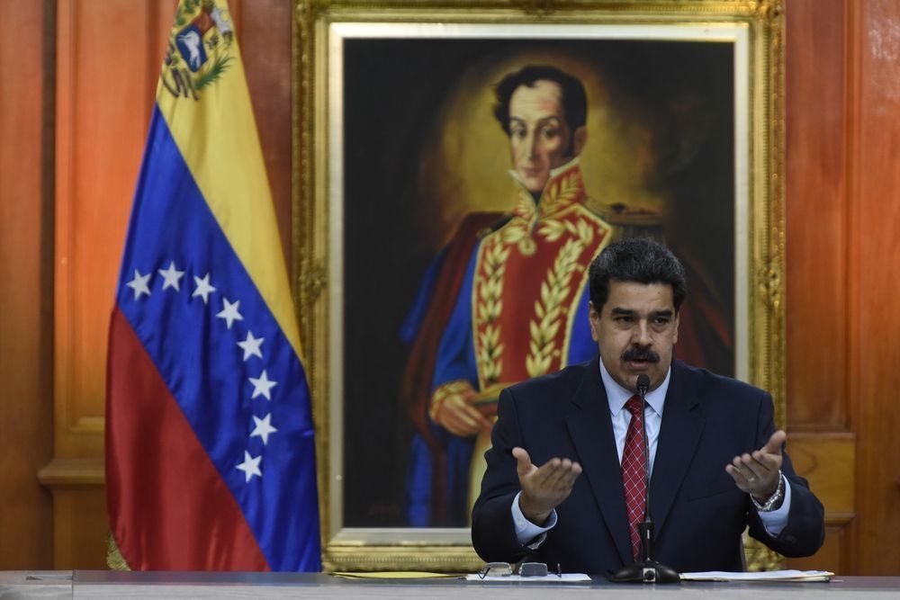 Nicolas Maduro govori na televizijskoj konferenciji u Karakasu 25. siječnja.