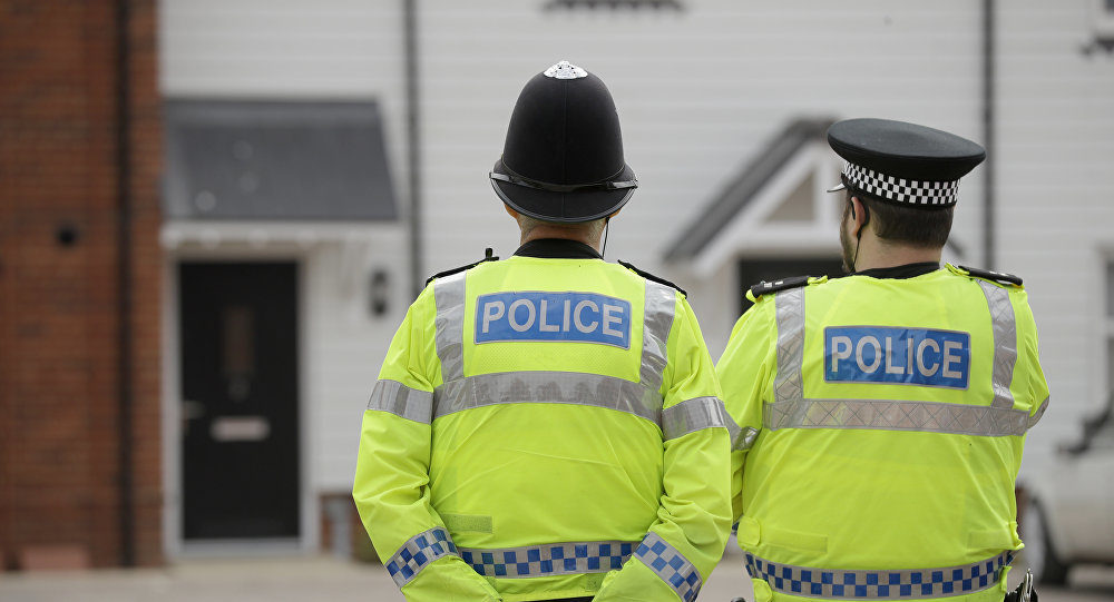 Klikni za povećanje policija velika britanija