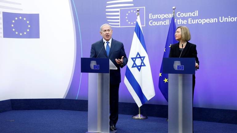 Klikni za povećanje Izraelski premijer Benjamin Netanyahu u posjeti sjedištu Evropske unije 2017.