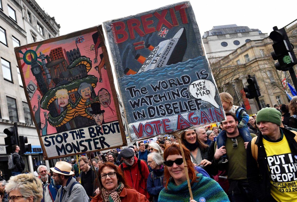 Stotine tisuća Britanaca u Londonu traže novi referendum o Brexitu