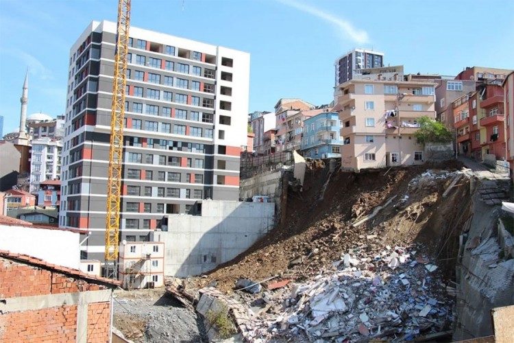 srušila zgrada istanbul