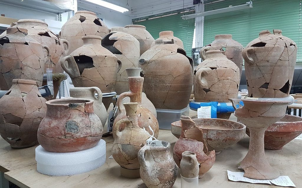 keramike iz Khirbet a-Ra'i, koju su neki arheolozi identificirali kao biblijski Ziklag.