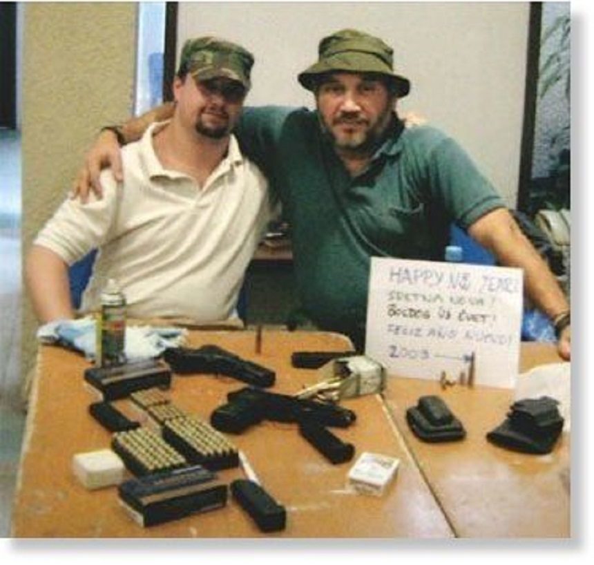Rosza i Dwyer s oružjem u Boliviji