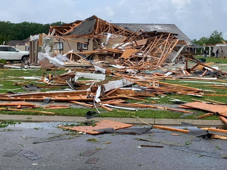 Između 200 i 300 domova oštećeno je u gradu Monroe