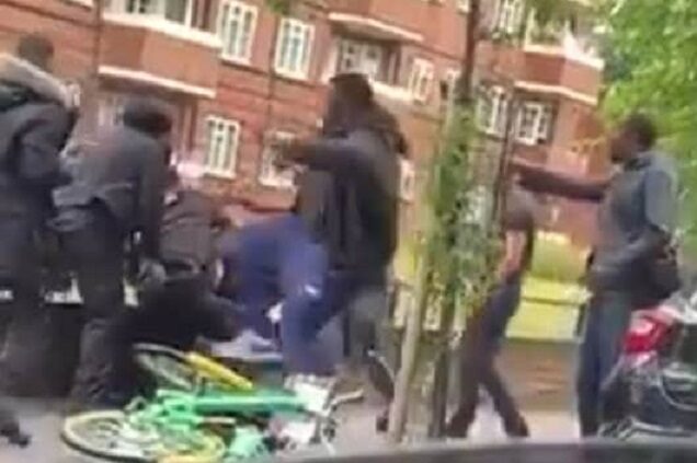 Klikni za povećanje policija london napad